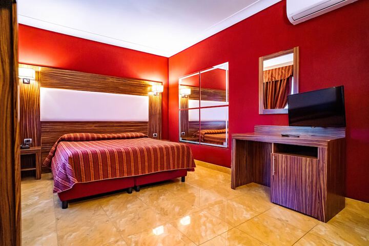 Room 10 of 149