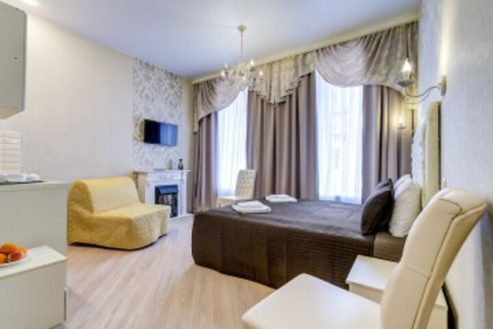 Room 5 of 74