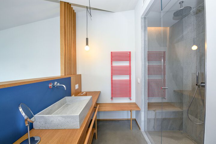 Room 113 of 164