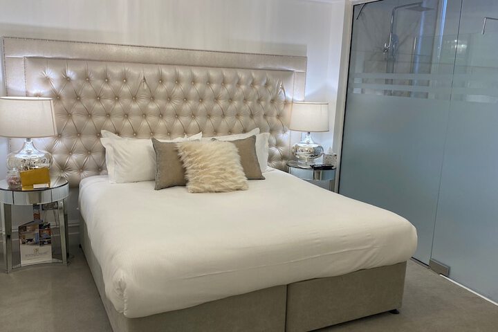Room 41 of 65