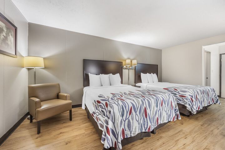 Room 8 of 20