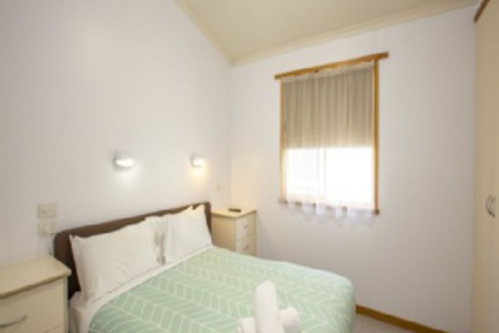 Room 465 of 876