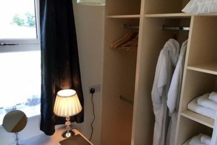 Room 27 of 59