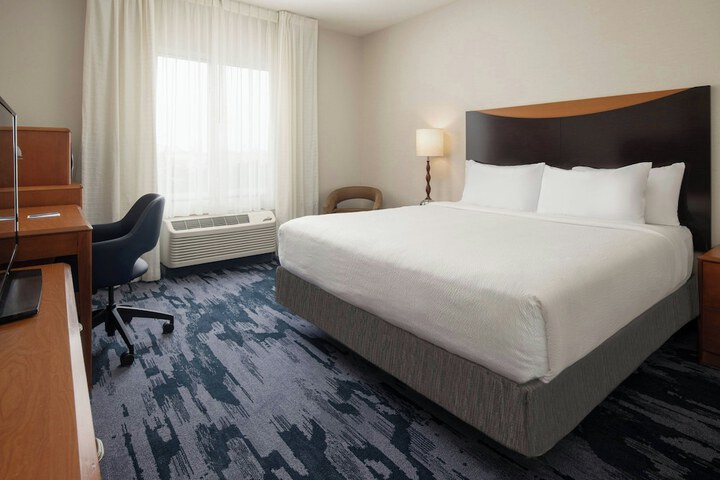 Room 35 of 105