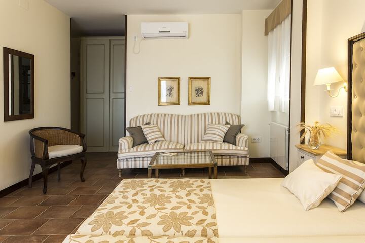 Room 5 of 46