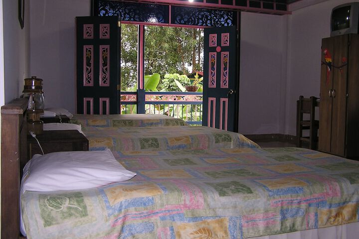 Room 30 of 32