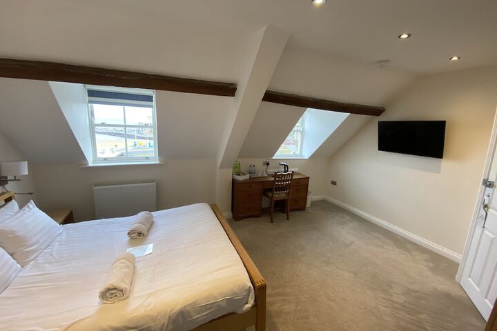 Room 49 of 93
