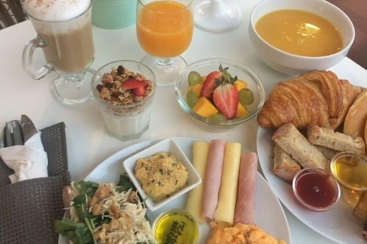 Breakfast/Coffee Service 45 of 65