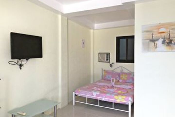 Room 11 of 22