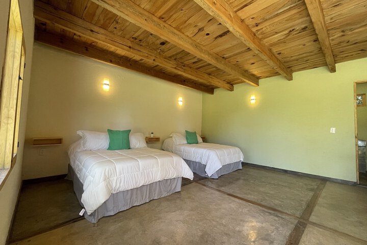 Room 2 of 18