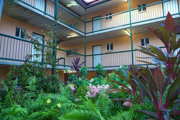 Hotel Exterior 17 of 21