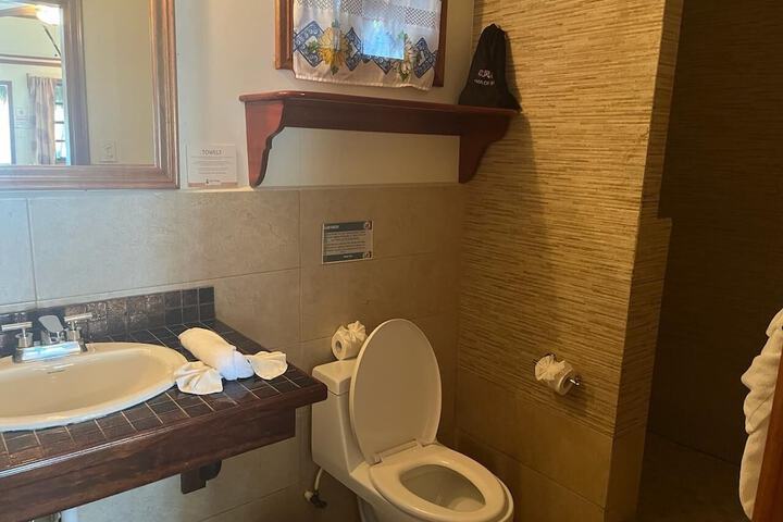 Room 153 of 272