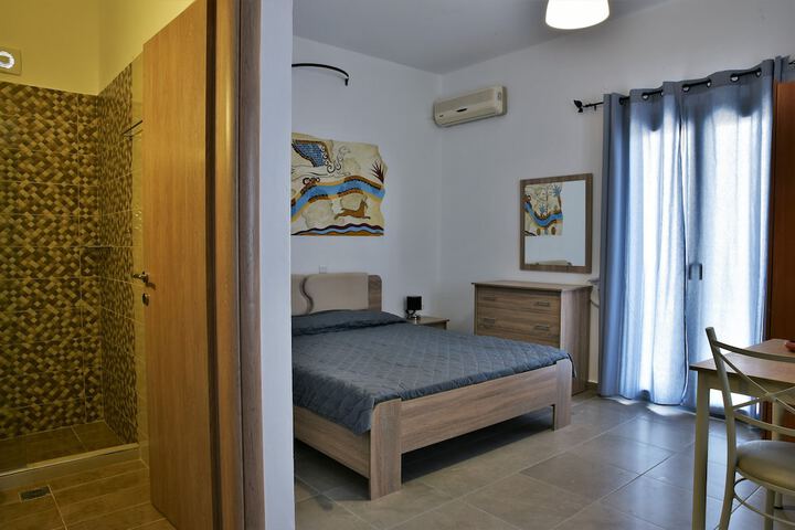 Room 5 of 58