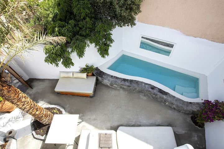 Terrace/Patio 3 of 81