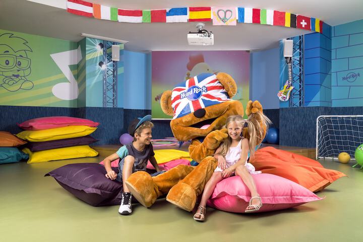 Childrens Activities 89 of 140