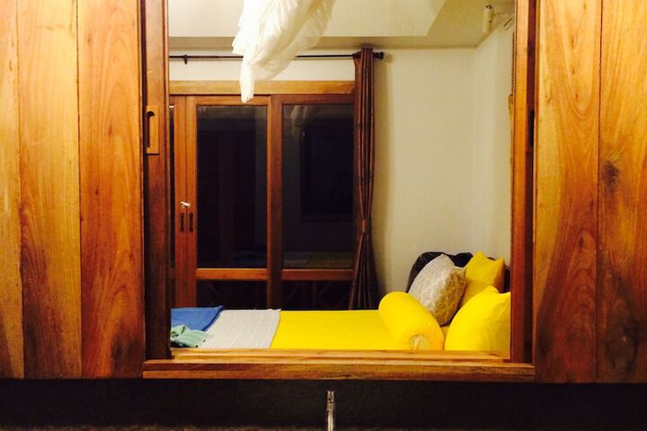 Room 85 of 108