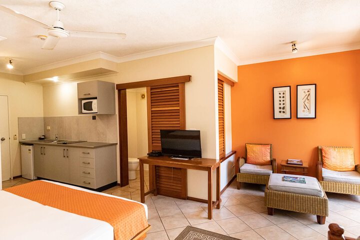 Room 14 of 142