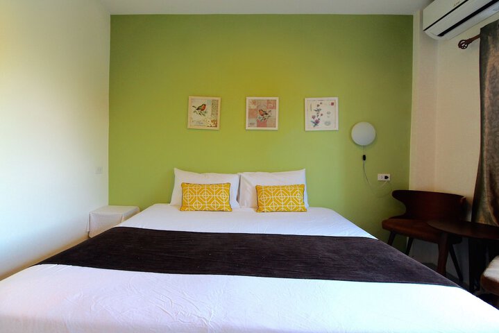 Room 12 of 48