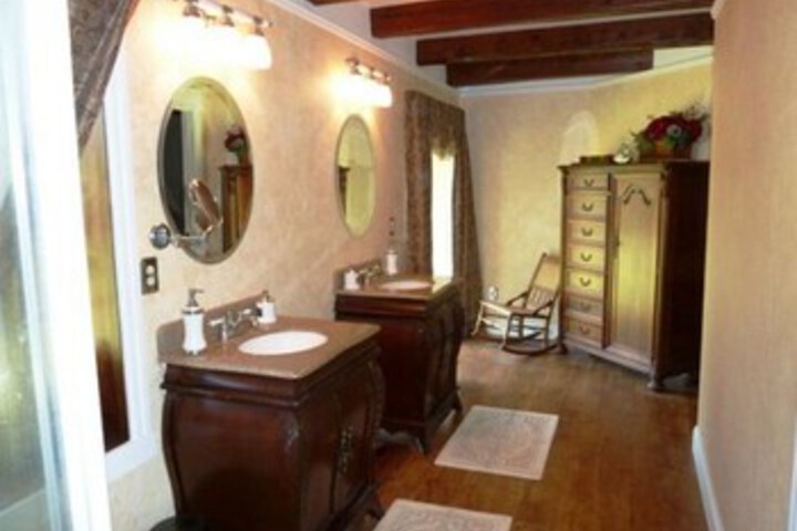 Room 3 of 29