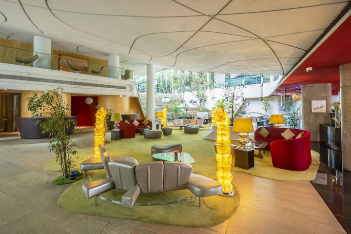 Hotel Lobby