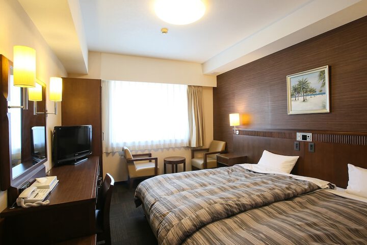Room 14 of 75