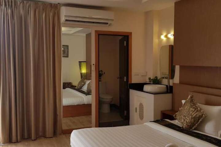 Room 14 of 56