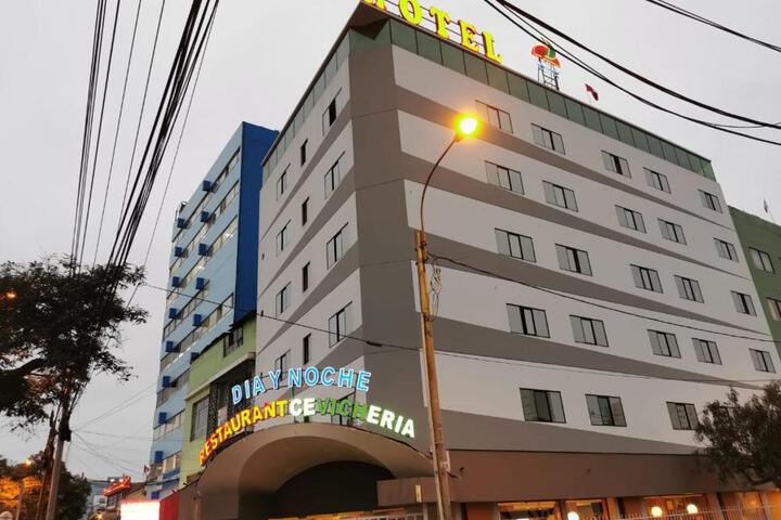 Hotel Dia y Noche