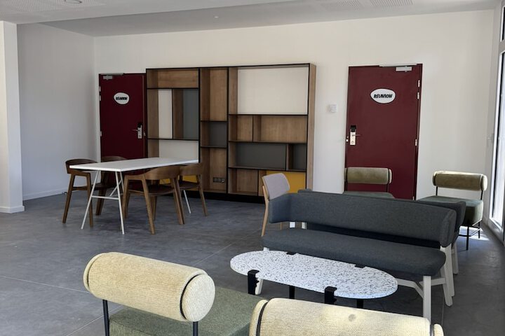 Hotel Interior 4 of 69