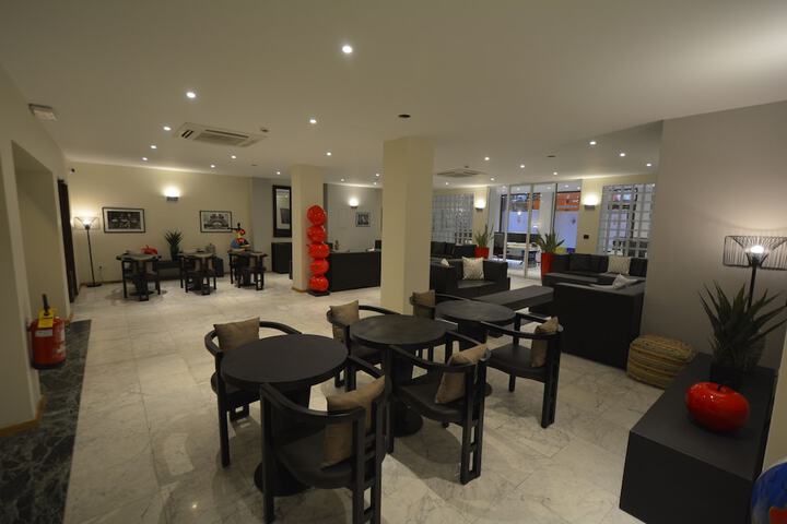 Guest Lobby