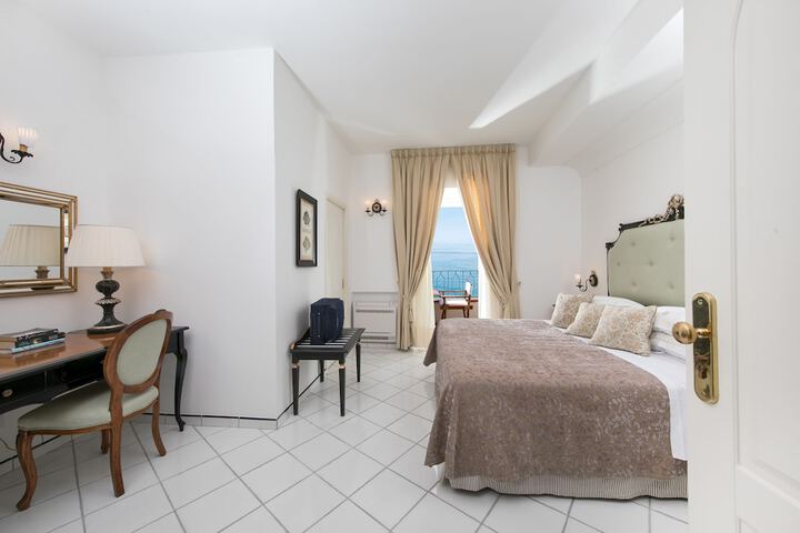 Room 33 of 260