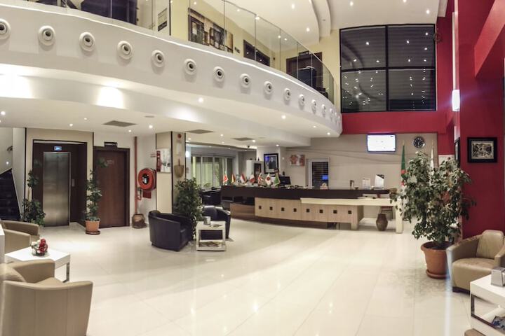 Hotel Interior 4 of 57