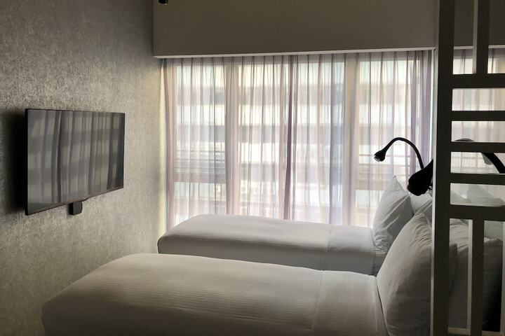 Room 19 of 63