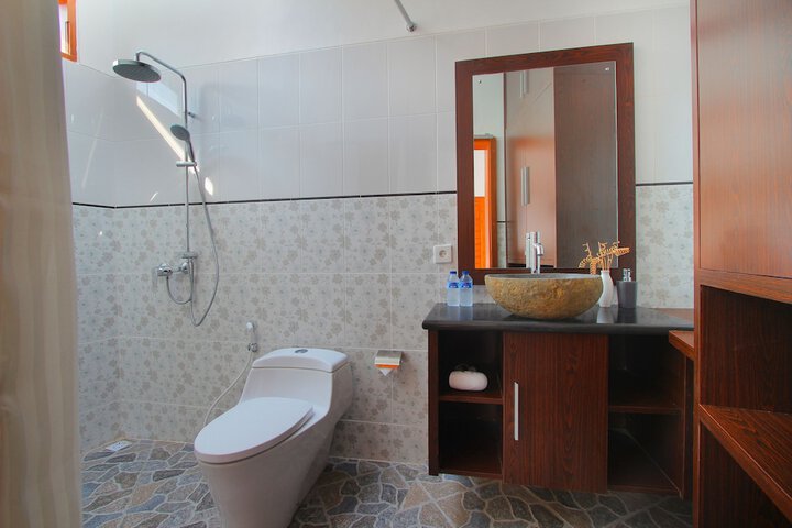 Room 15 of 39