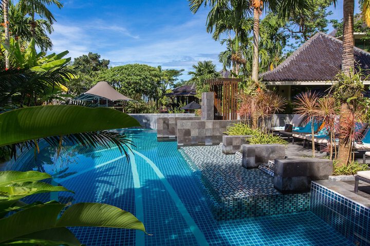 Pool 56 of 102