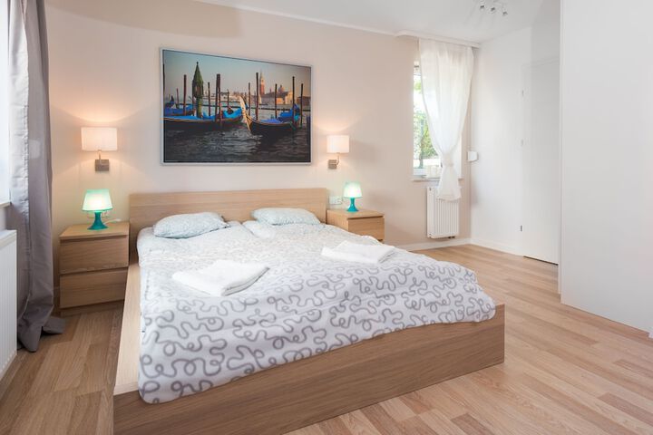 Room 8 of 39