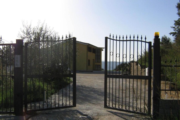 Property Grounds 16 of 25