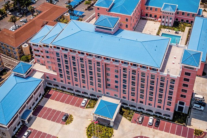 Golden Peacock Hotel Blantyre