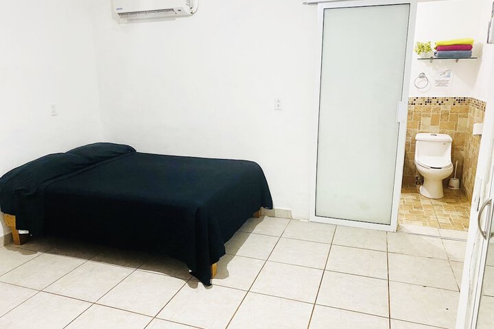 Room 17 of 103