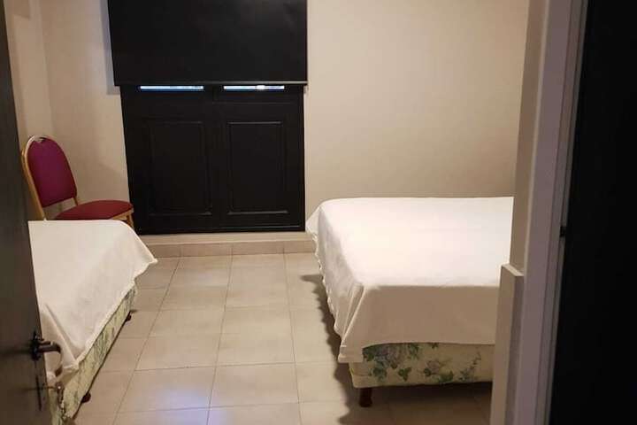 Room 9 of 13