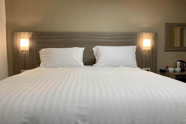 Room 7 of 31
