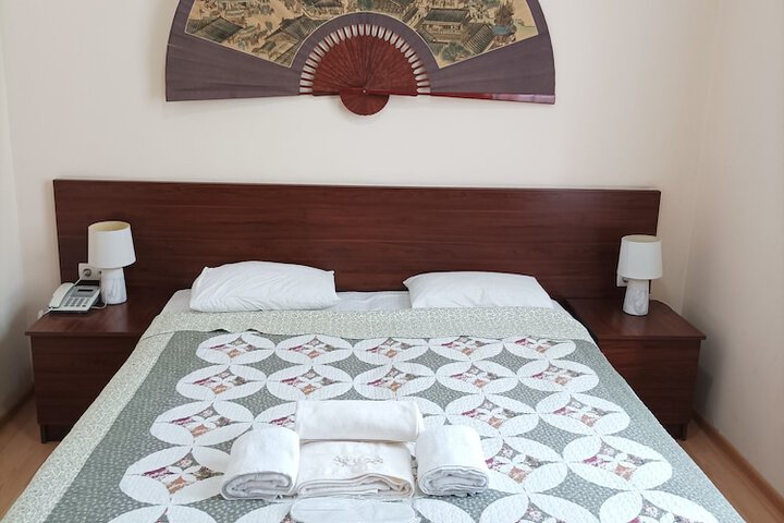 Room 5 of 41