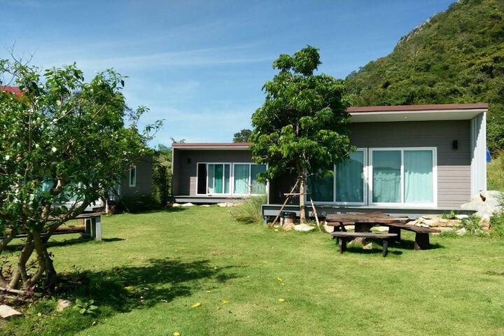 Rabbit Hill Cafe and Resort @ Khao Yai in Pak Chong