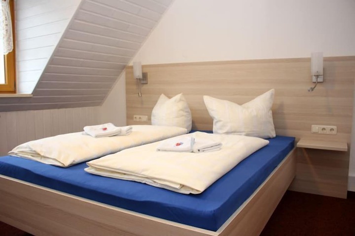 Room 2 of 23