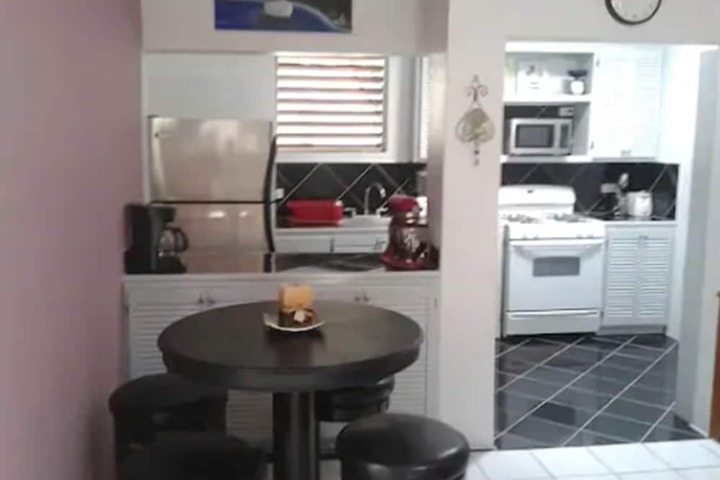 Room 5 of 34