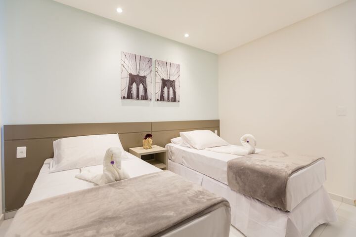 Room 20 of 28