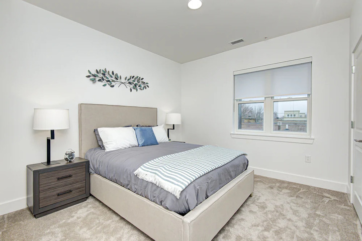 Room 4 of 4