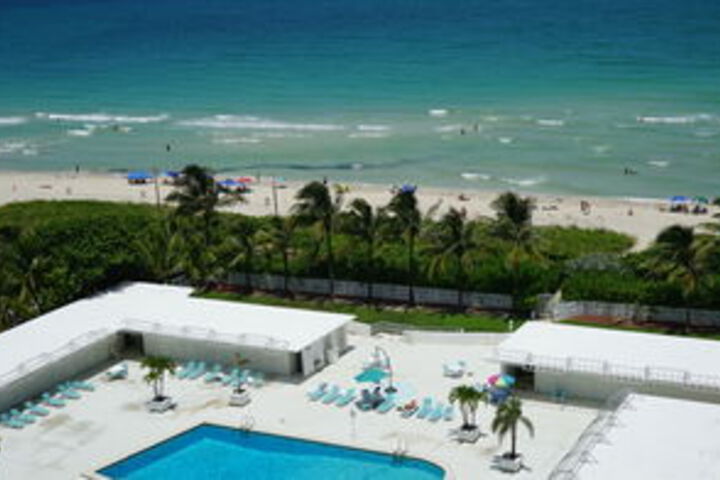 Hotel 2 of 171