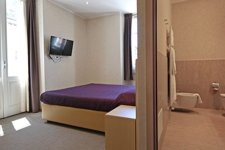 Room 21 of 55