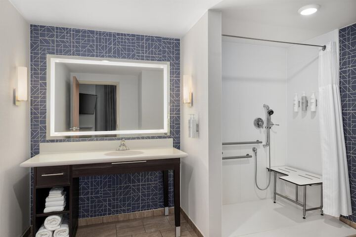 Bathroom shower