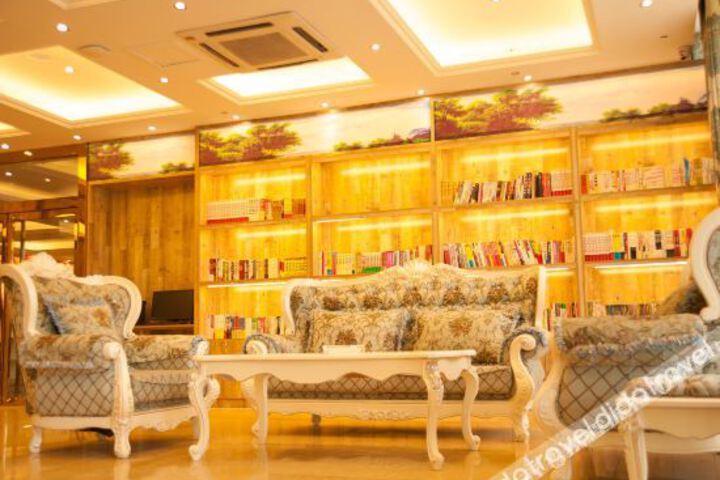 Hotel Interior 15 of 19